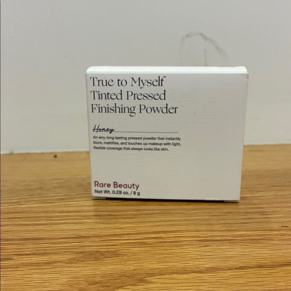 Rare Beauty True to Myself Tinted Pressed Finishing Powder - Honey